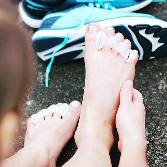 Correct Toes® - Toe Spacers - Clear - Image 5